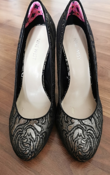 Ninewest Heels - Picture 3 of 5